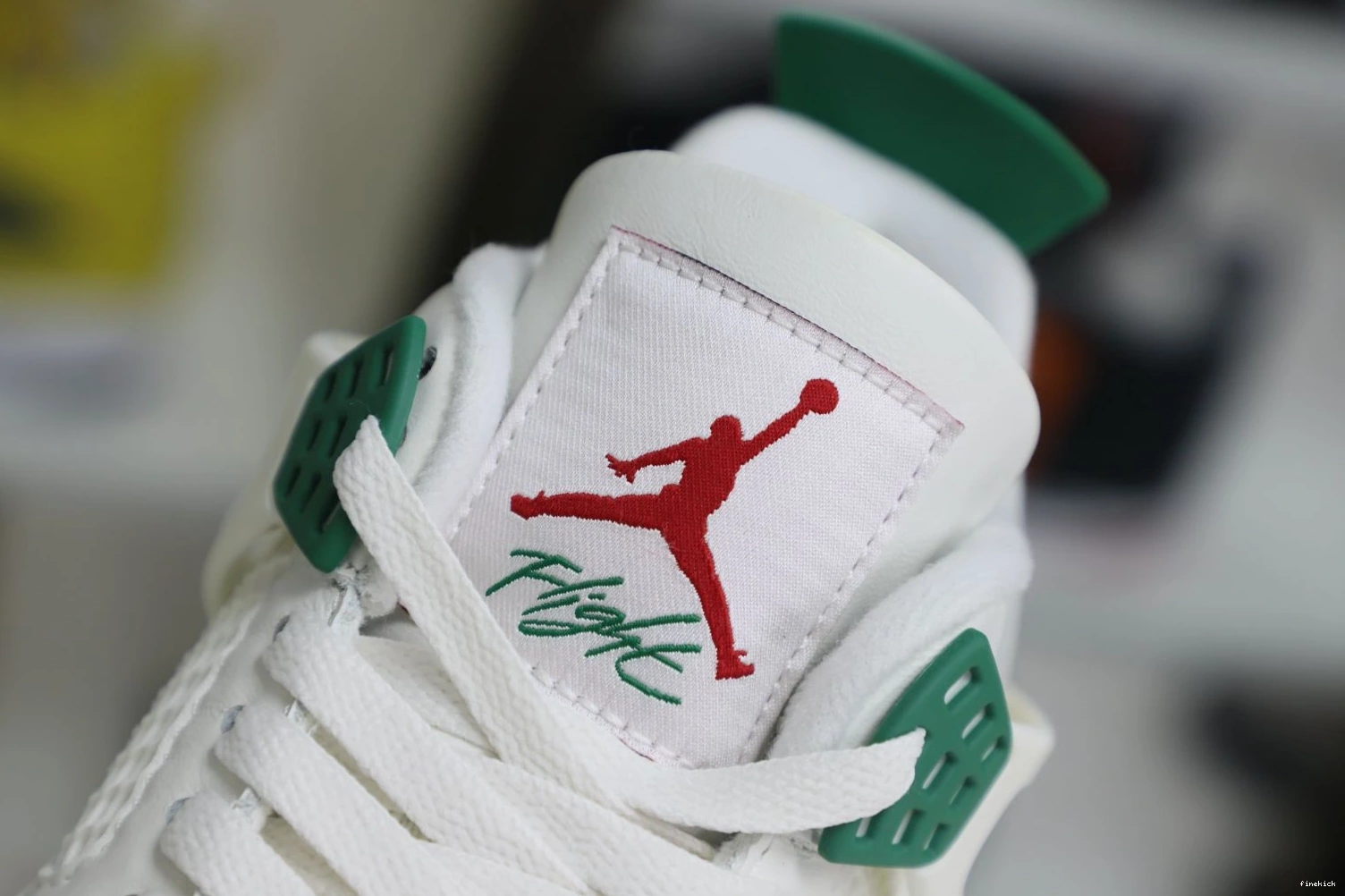 'PINE GREEN' RETRO SB NIKE X JORDAN 4 AIR 0224